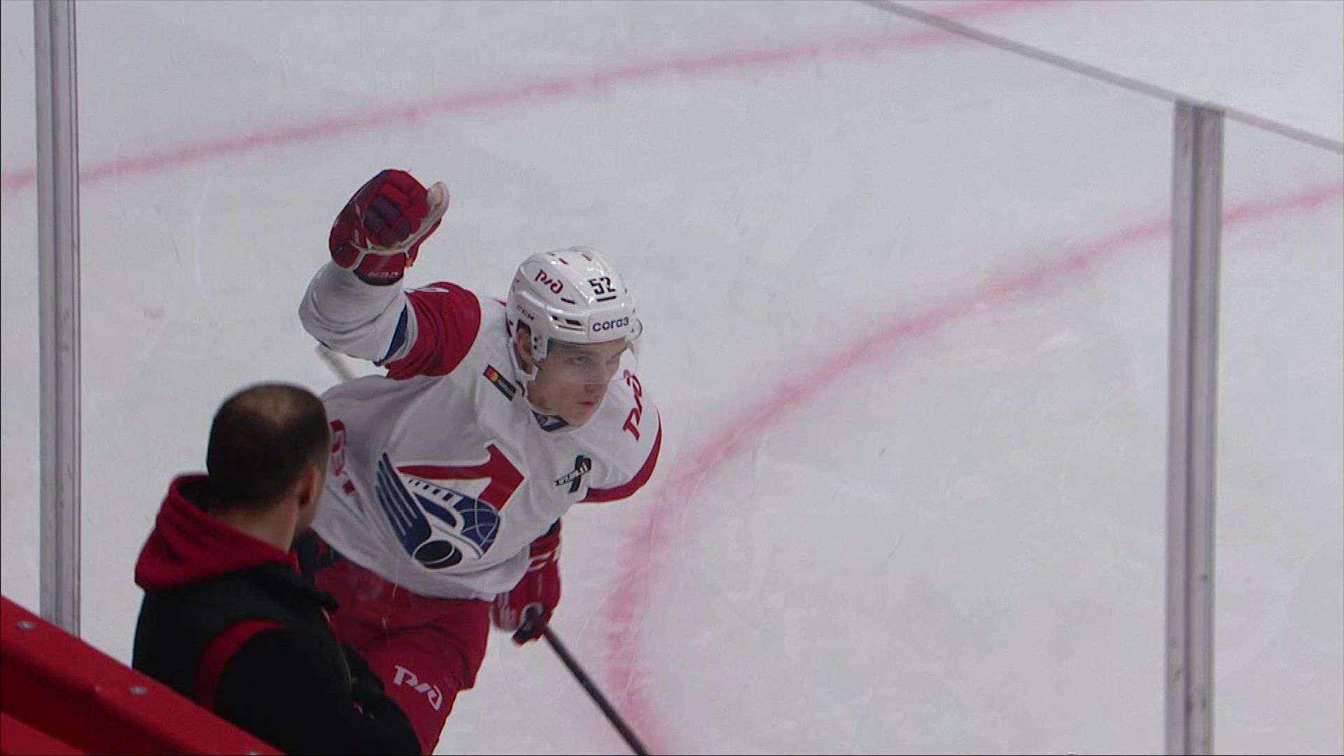 «Локомотив» выиграл у «Спартака» в гостевом матче чемпионата КХЛ