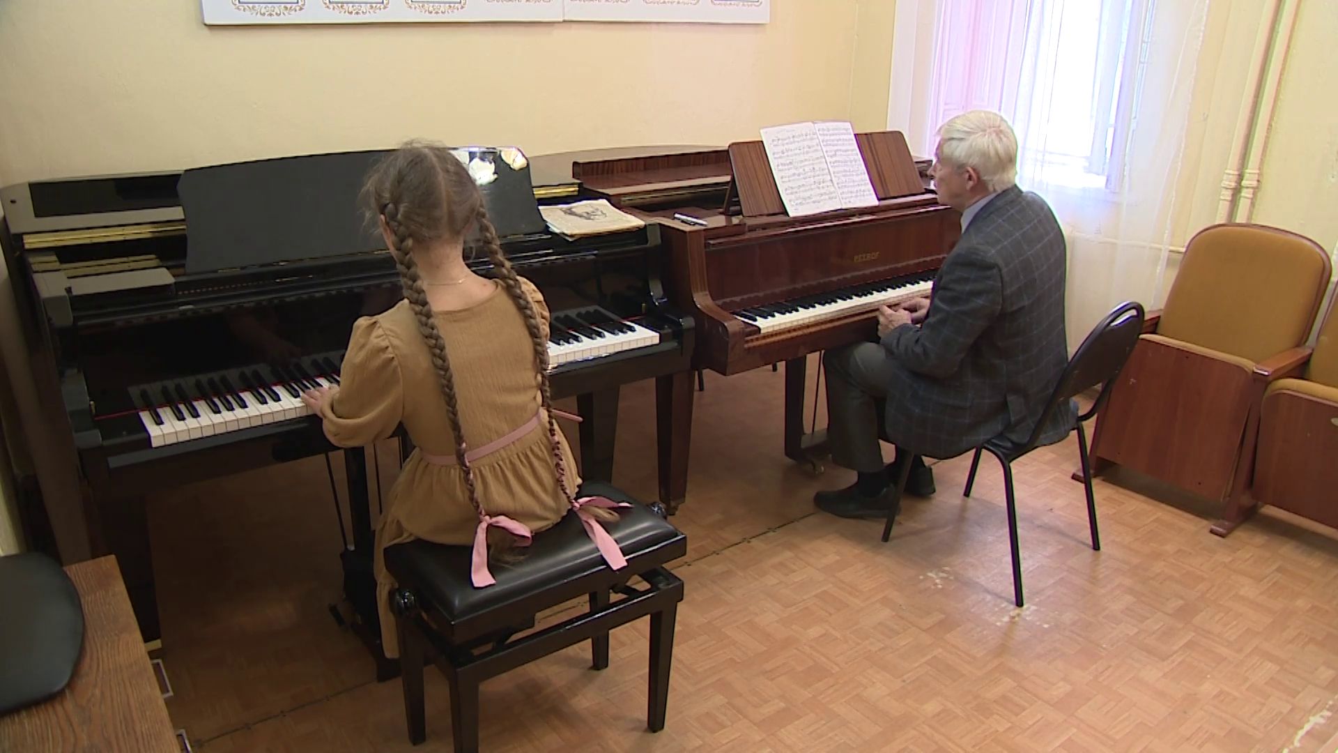 Ярославским школьникам и студентам назначили стипендии за достижения в сфере культуры