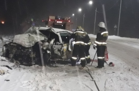 В сети появились первые кадры жуткого ДТП под Ярославлем