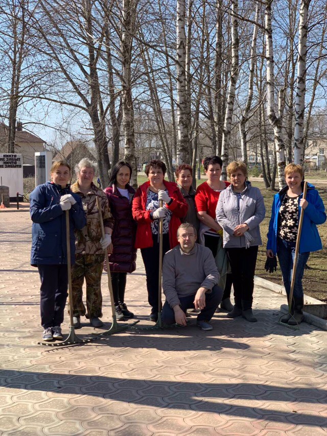 Массовый субботник прошел в Ярославском районе