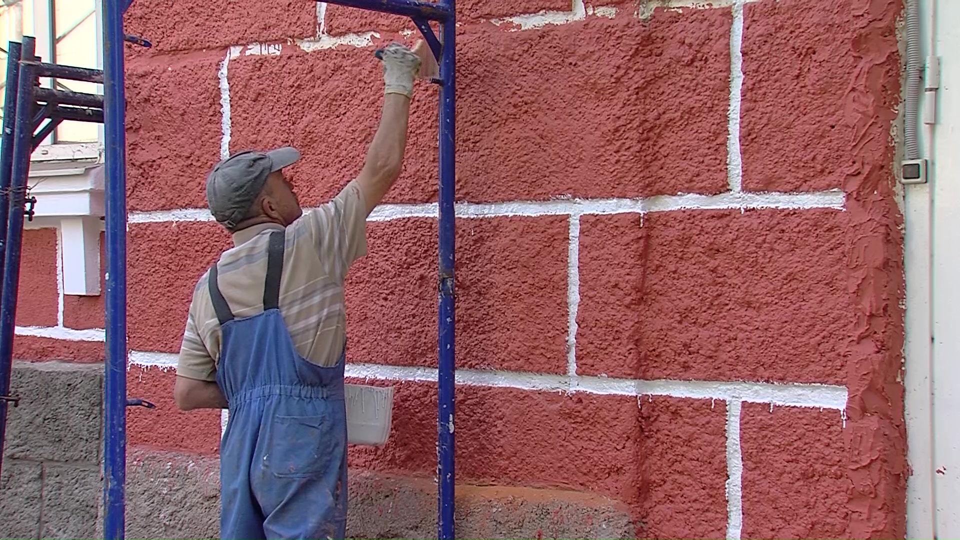 Работа идет, качество хромает: специалисты оценили капремонт объектов в Рыбинском районе