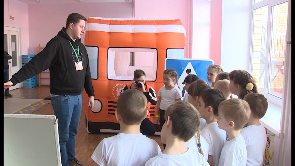 «Лаборатория безопасности» посетила даниловский детсад