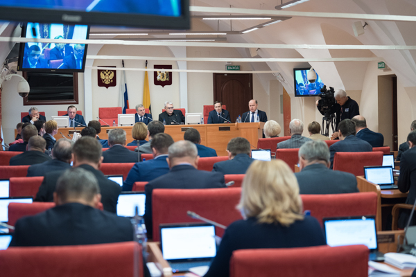 В Ярославской областной думе в первом чтении приняли региональный бюджет на следующий год