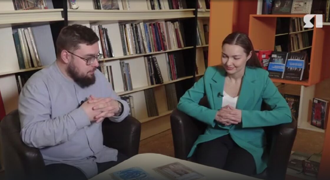 Первая страница: Наринэ Абгарян