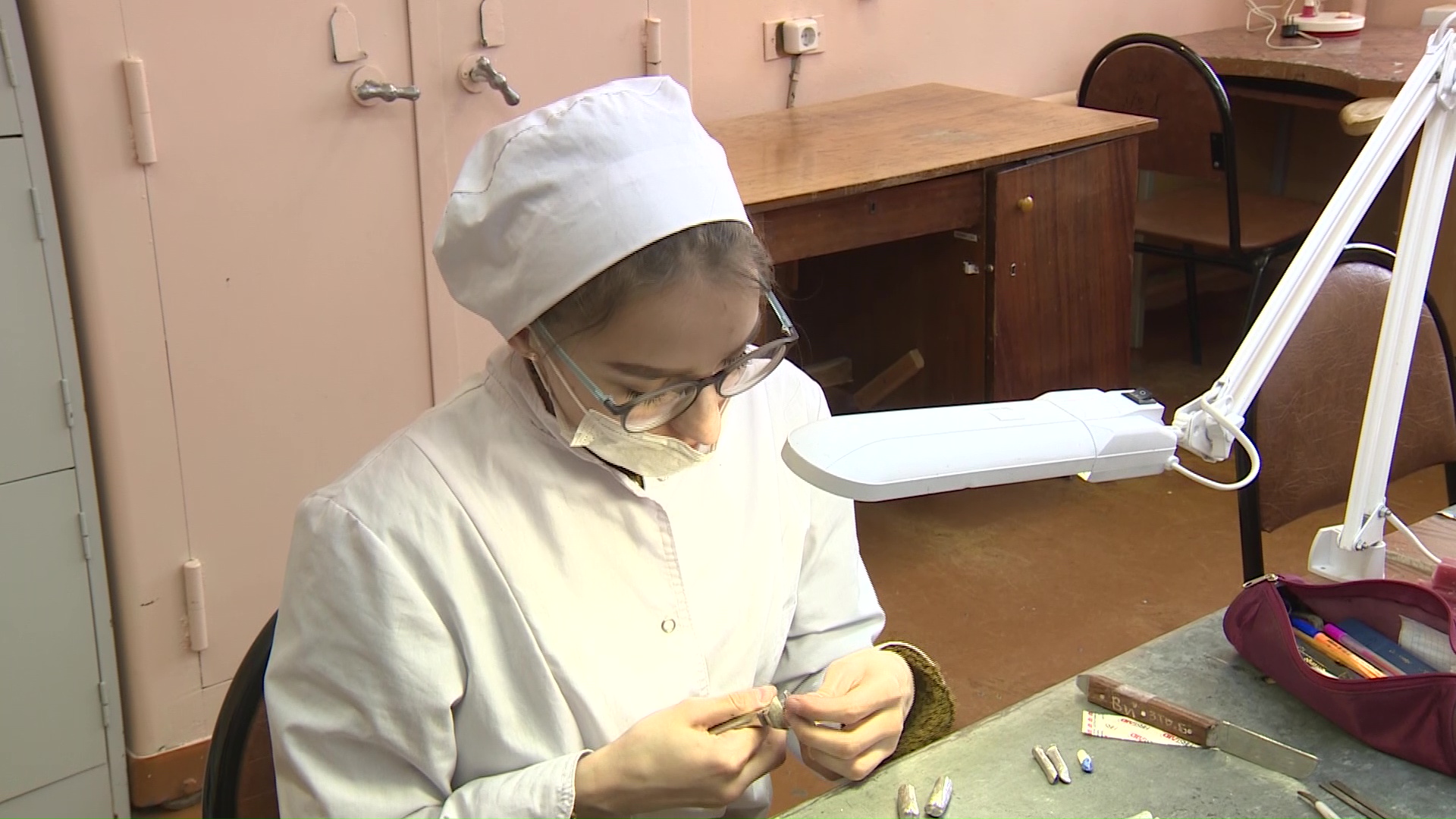 Ярославские школьники отправились в медколледж, чтобы решить, хотят ли они быть врачами