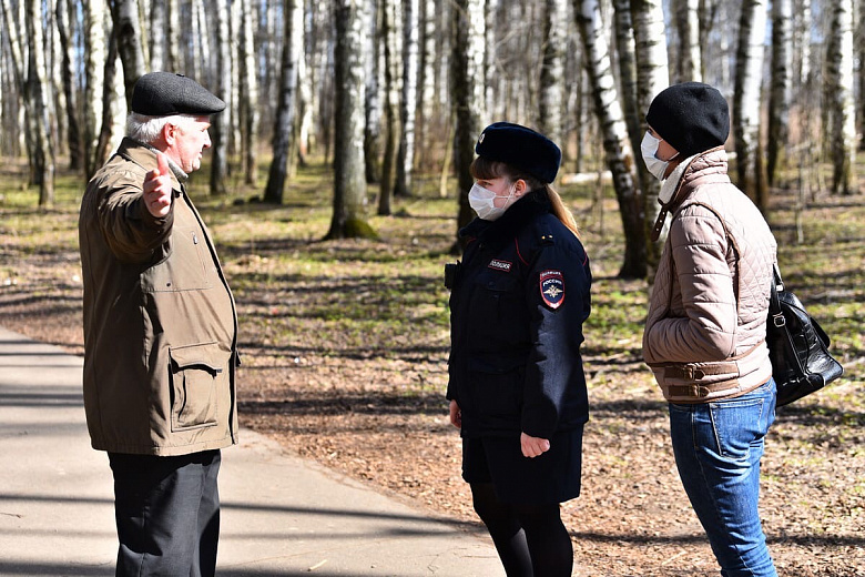Полицейские провели рейды по городским паркам, посещение которых запрещено из-за коронавируса