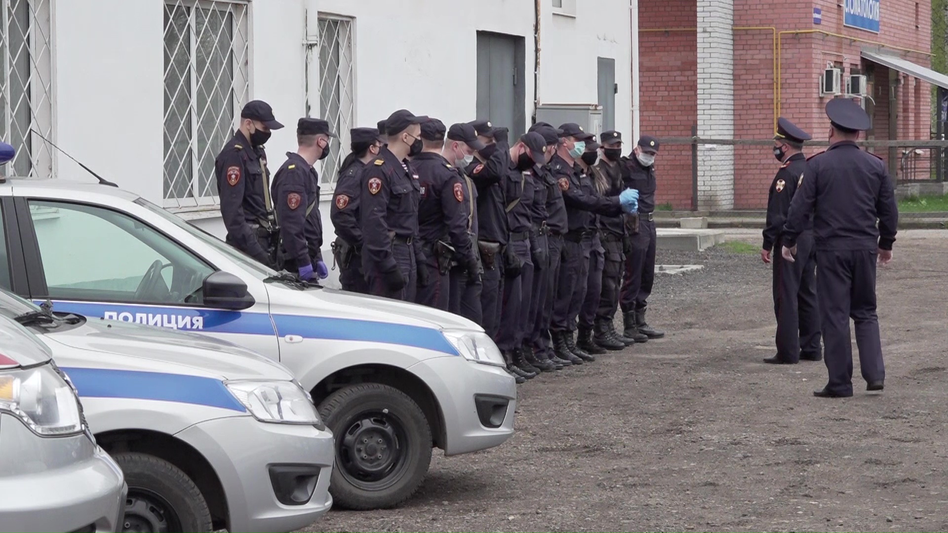 Ярославские росгвардейцы присоединились к общероссийской акции "Георгиевская ленточка"