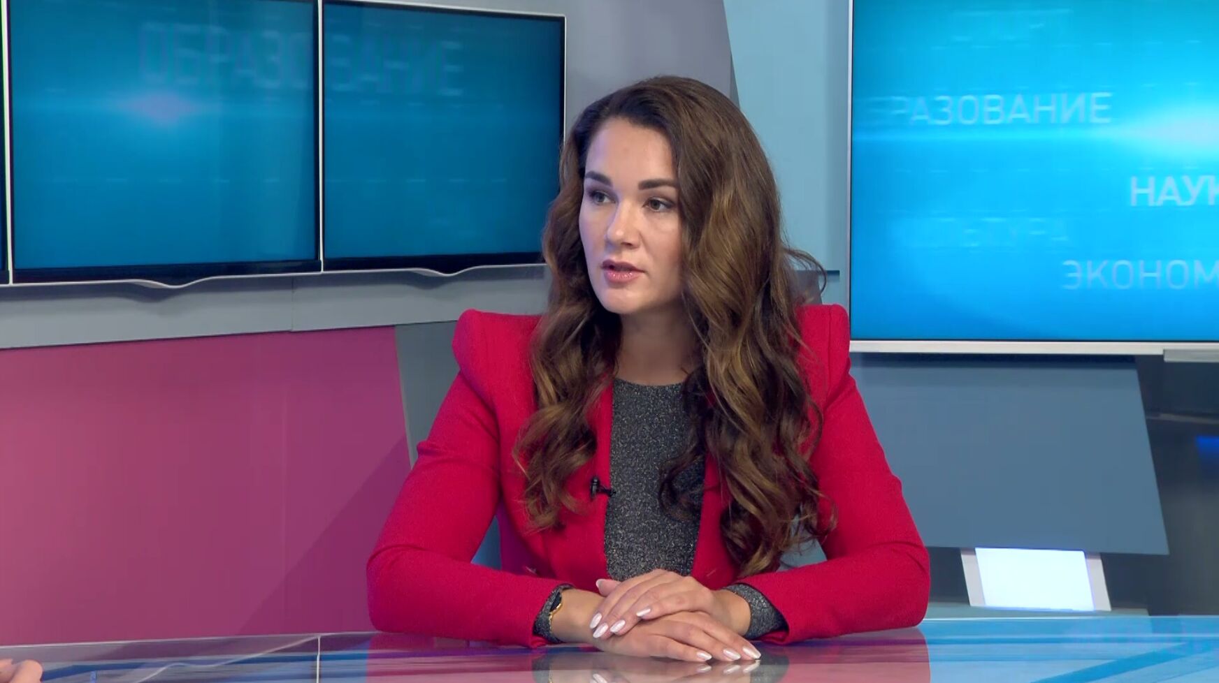 В тему. Заместитель председателя Правительства ЯО Вера Даргель - о развитии региона