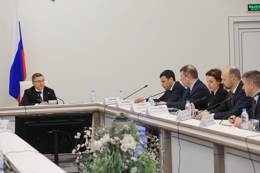 Дмитрий Миронов представил проект развития Переславля министру строительства и ЖКХ РФ Владимиру Якушеву