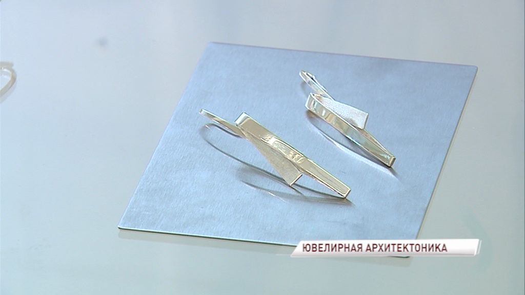 В музее зарубежного искусства презентуют выставку «космических» ювелирных изделий