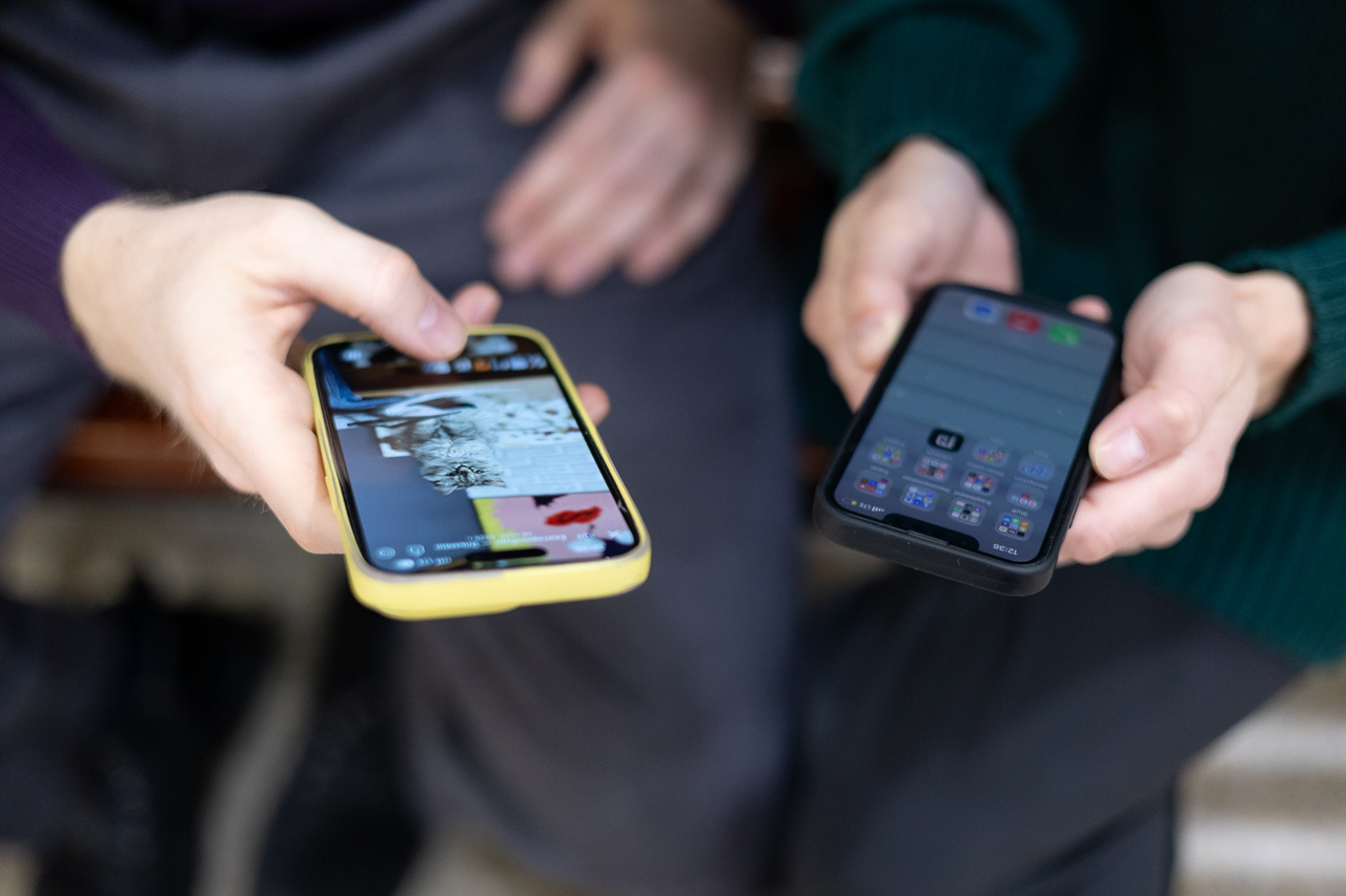 Оператор предложил абонентам оплачивать связь близких с мобильного счёта