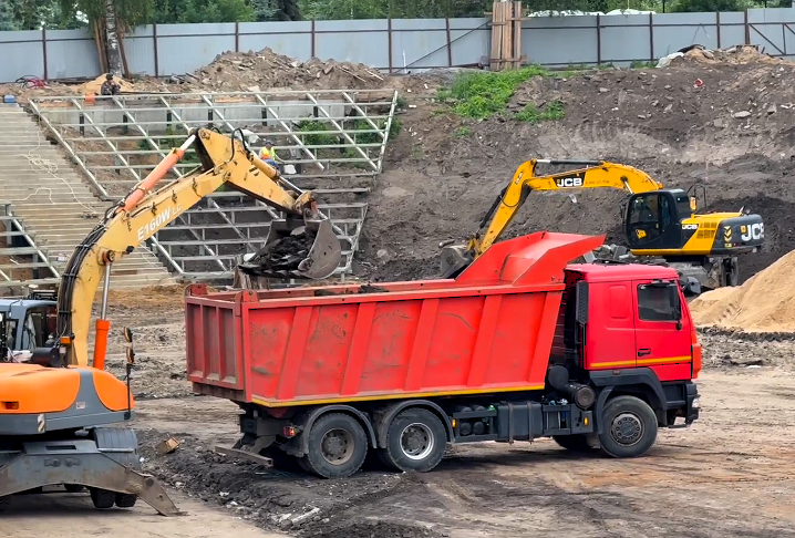 Благоустройство стадиона «Спартаковец» в Ярославле продолжается