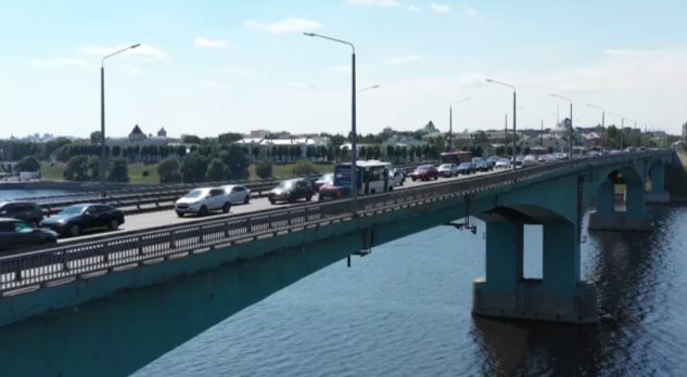 В Ярославле планируют отремонтировать Октябрьский мост в течение месяца