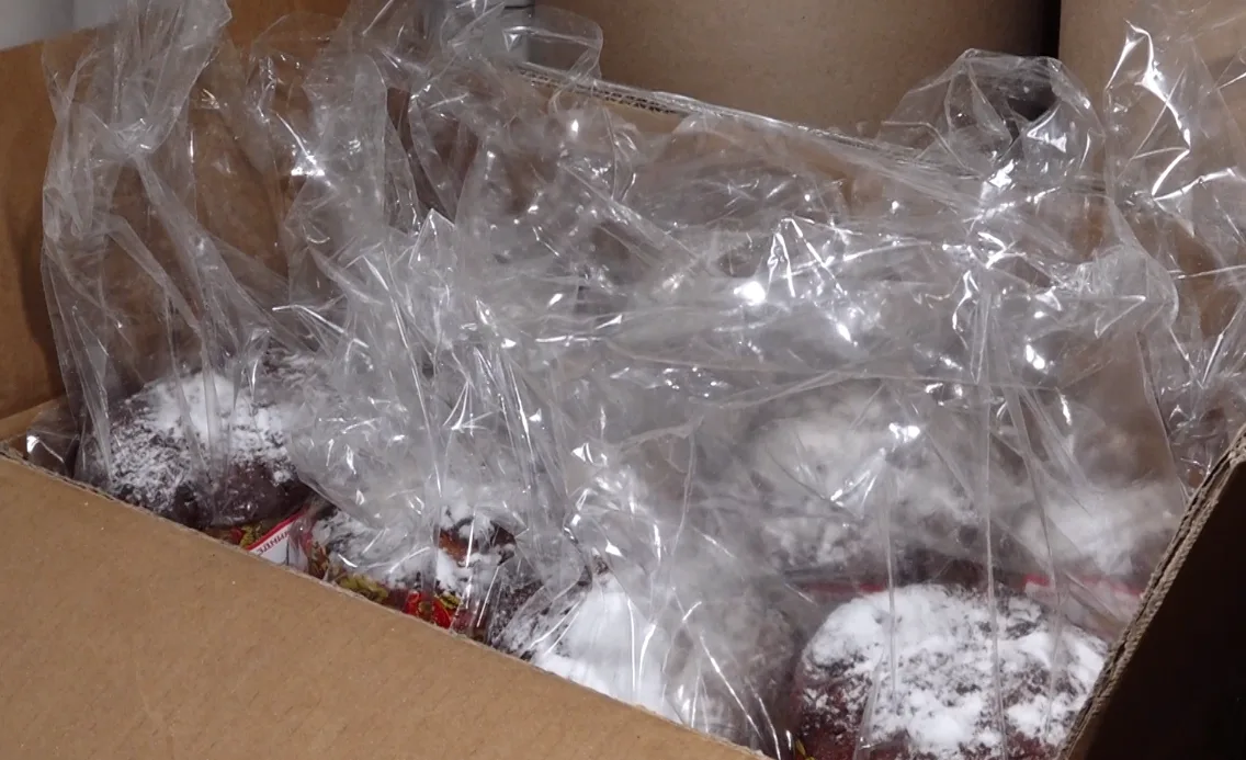 В Москве выставили на продажу кулич за сто тысяч рублей