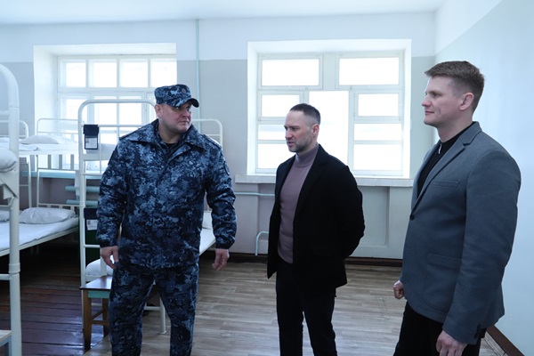 Главный федеральный инспектор по Ярославской области осмотрел рыбинскую колонию