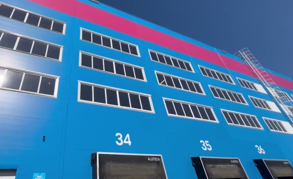 Под Ярославлем открылся и вышел на полную мощность логистический центр Ozon