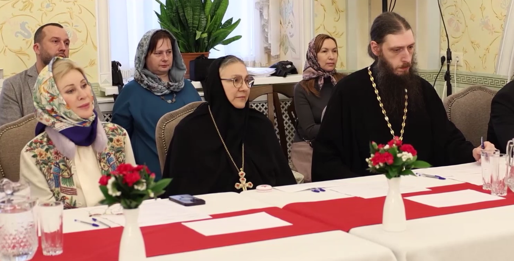 В Николо-Сольбинском монастыре прошел творческий конкурс «Пасхальная радость»