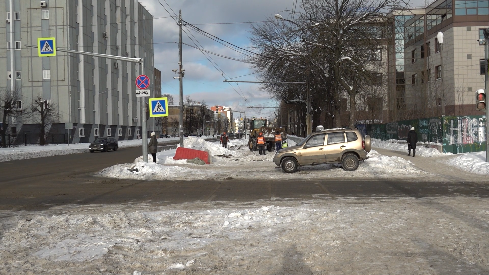 Ремонт трамвайных путей на разворотном кольце у Бутусовского парка начался в Ярославле