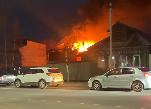 В МЧС назвали причину пожара на улице Лобачевского в Ярославле