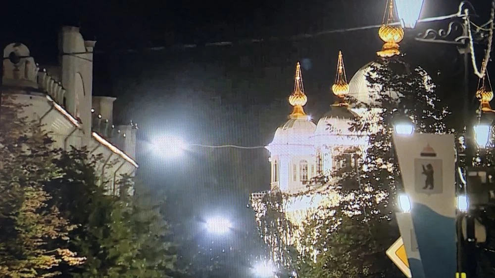 Ростовский кремль украсила новая художественная подсветка