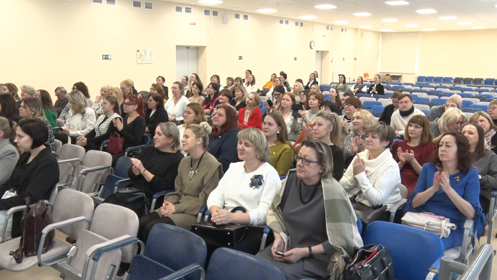 Пять конкурсов профмастерства для педагогов стартовали в Ярославле