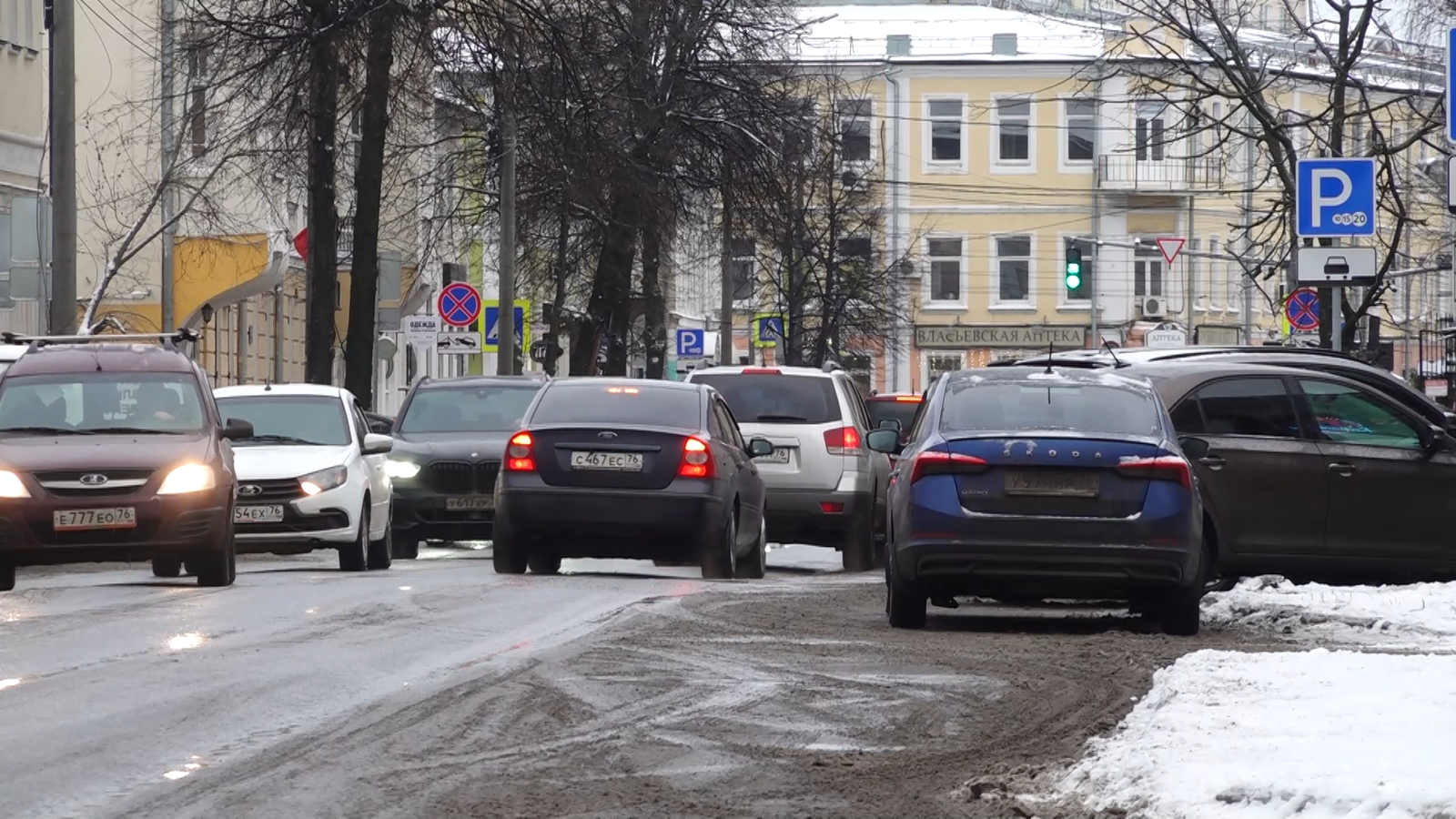 В Ярославле начали штрафовать за учебную езду на Московском проспекте
