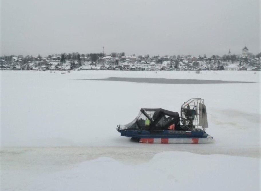 Зимние перевозки судами на воздушной подушке запустили в Тутаеве