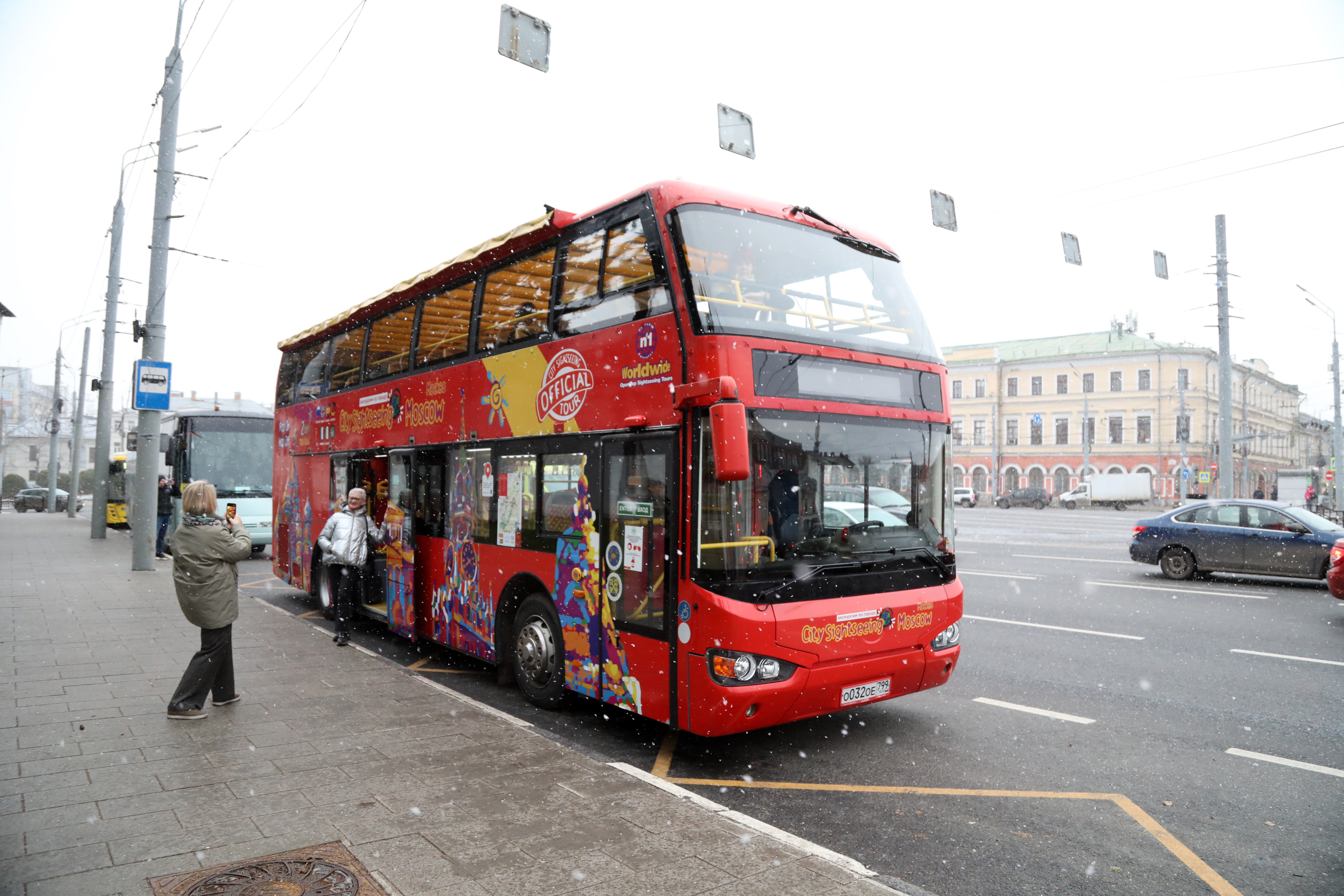 В Ярославле появились двухэтажные туристические автобусы