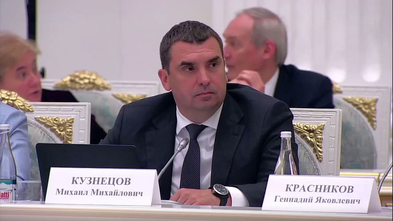 Михаил Кузнецов выступил с докладом на заседании Совета при президенте по демографии