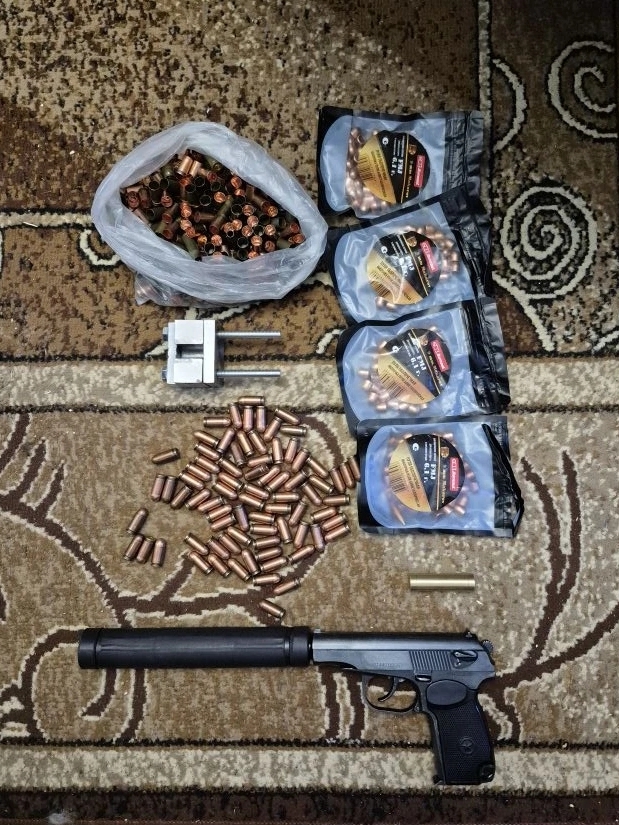 Двух ярославцев задержали за изготовление оружия и хранение взрывчатки