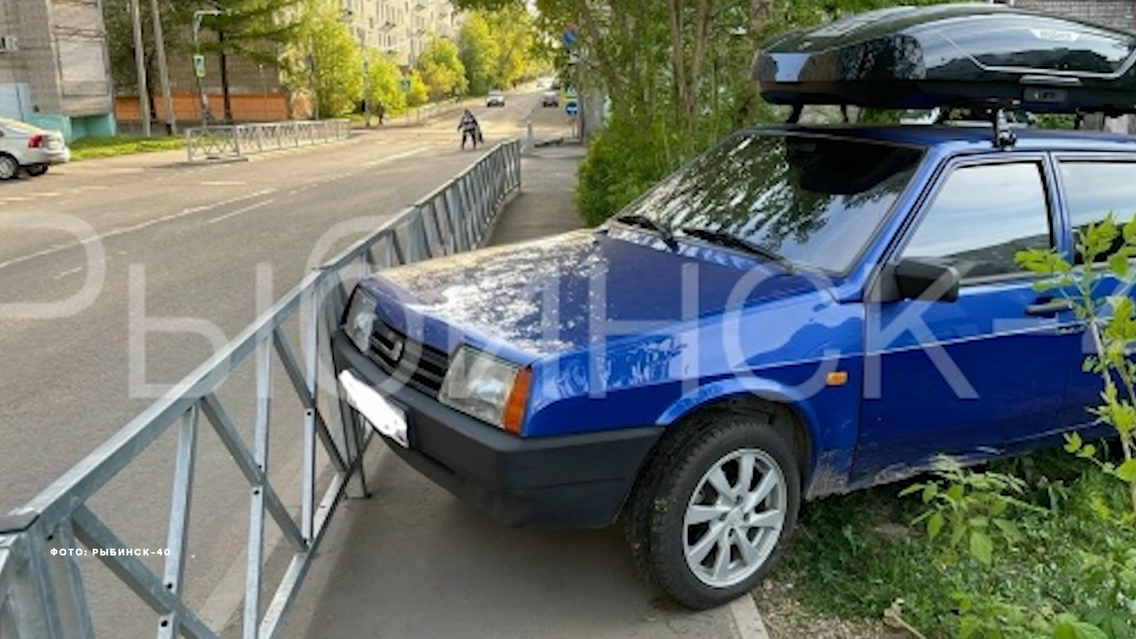 В Рыбинске автомобиль без водителя насмерть сбил пенсионерку