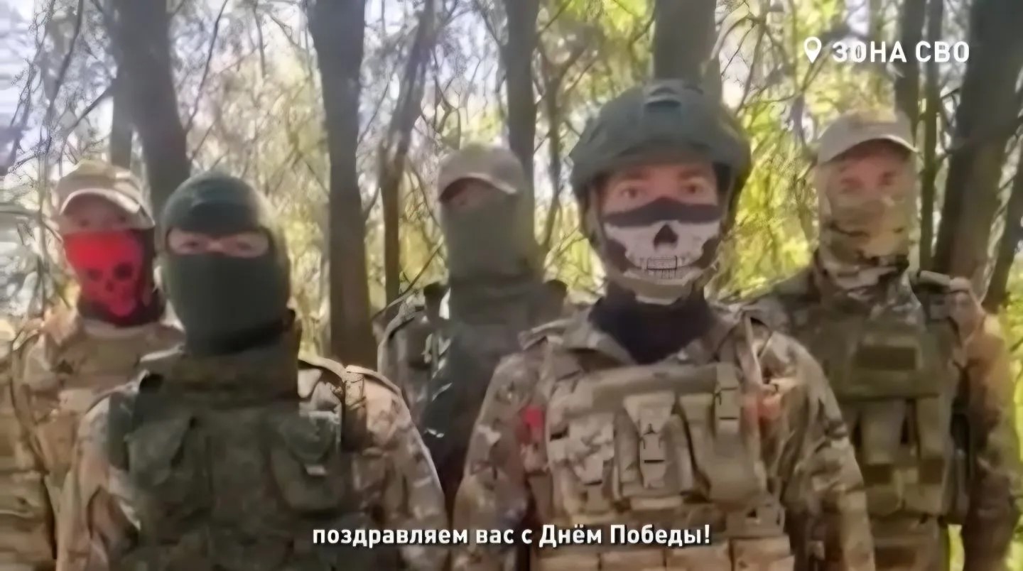 «Россия была и будет великой страной»: ярославские десантники поздравили земляков с Днём Победы