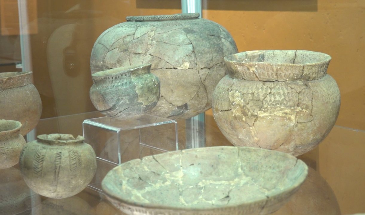 В Ярославском музее-заповеднике открылась выставка «Шкуры и горшки»