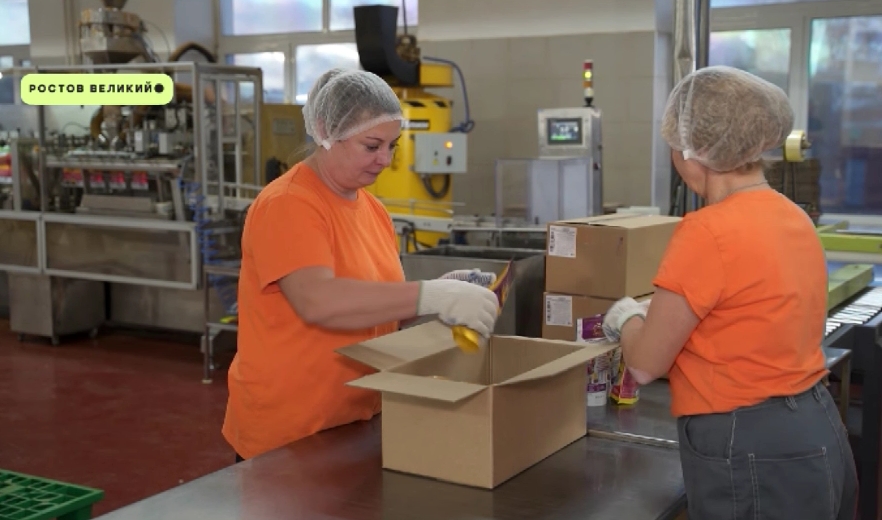Ростовский комбинат отправил в зону СВО предновогоднюю партию гуманитарного груза 