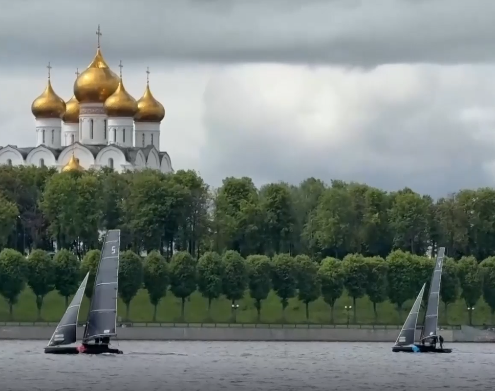 В Ярославле в День города проходила регата