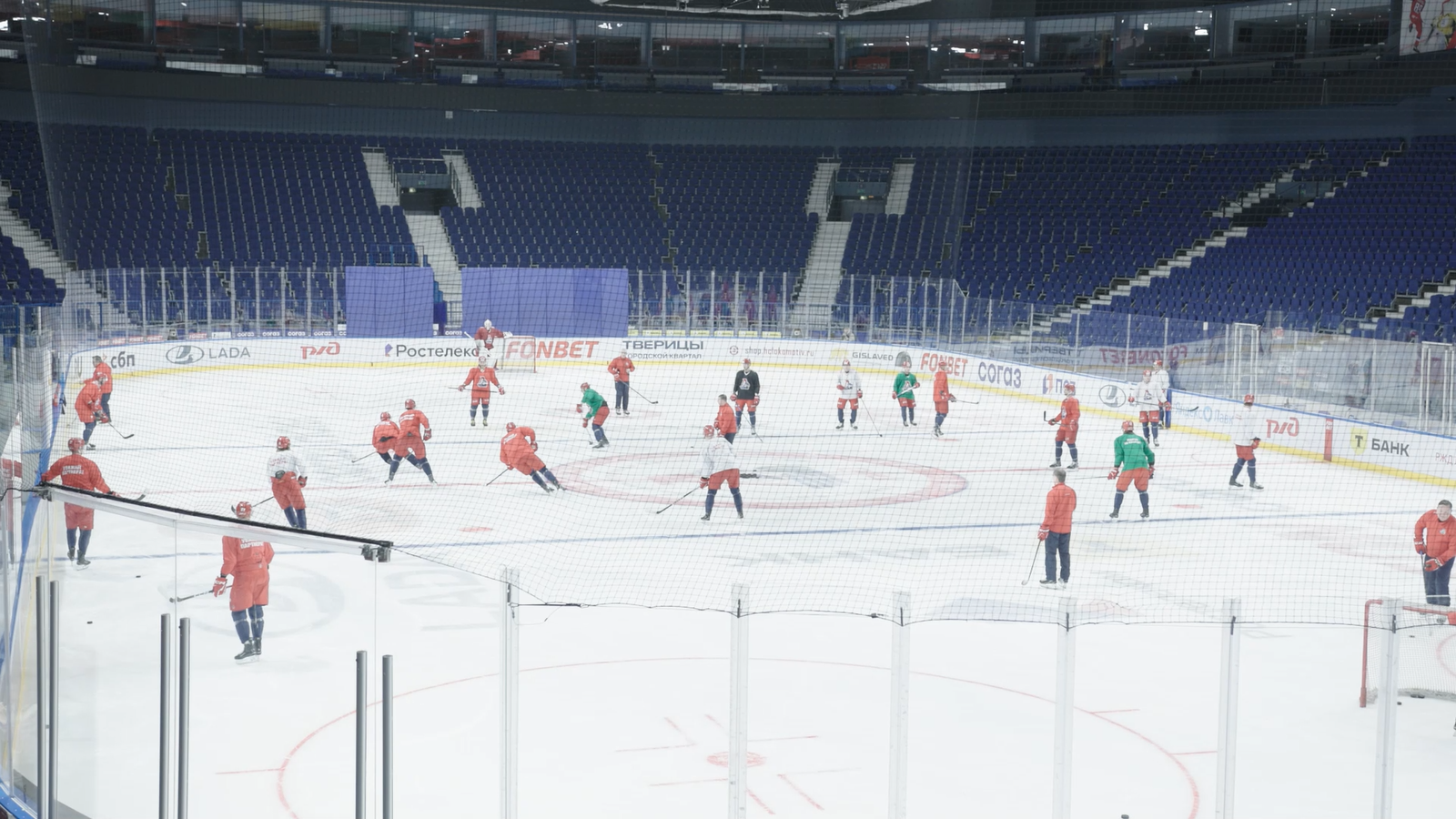 Ярославский «Локомотив» провел открытую тренировку перед стартом четвертьфинала плей-офф