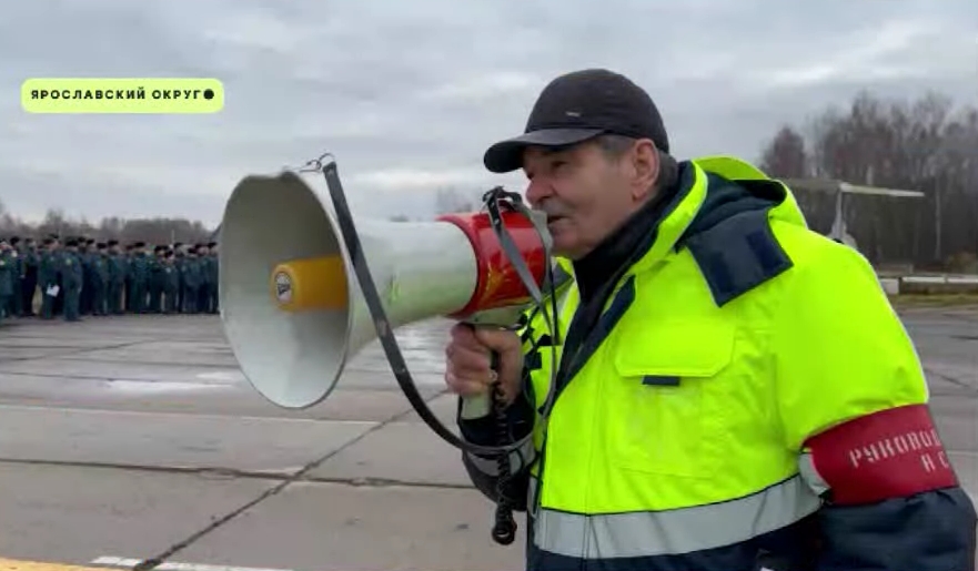 Аэропорт «Золотое кольцо» под Ярославлем стал эпицентром учений спасателей