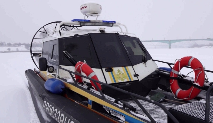 Ярославские спасатели показали, как проводят профилактические рейды на водоемах