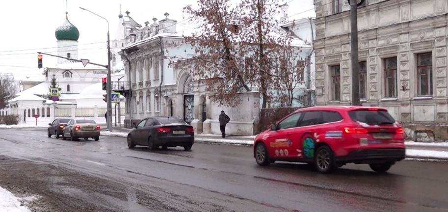 Российским водителям могут упростить получение «красивых» номеров с 1 июля