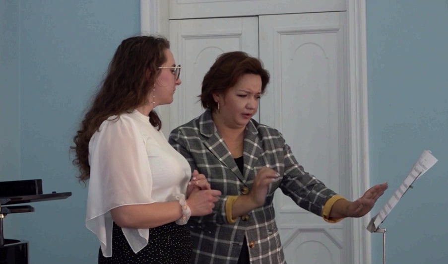  Солистка Большого театра провела мастер-класс для ярославских студентов  музыкального училища