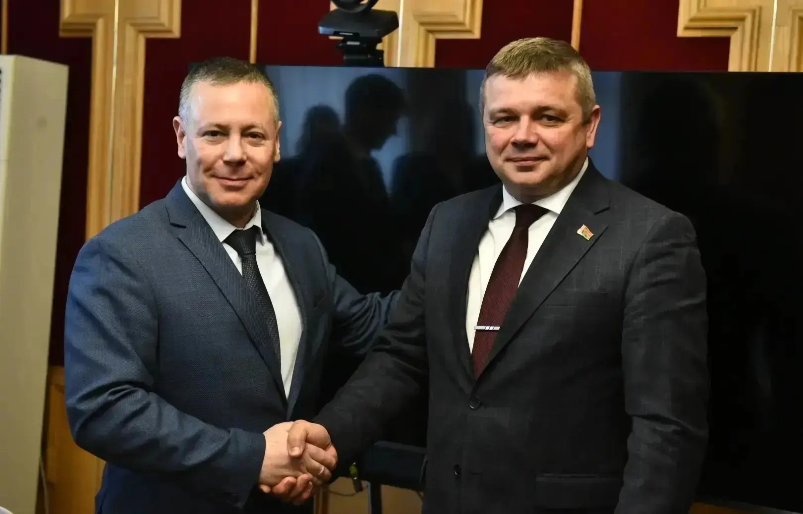 Продукты, ЖКХ, культура, здравоохранение: о чем говорил Михаил Евраев на встрече с членами белорусской делегации 