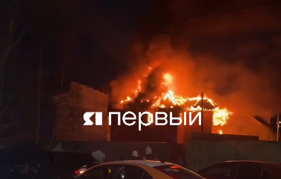 На улице Лобачевского в Ярославле сгорел жилой дом