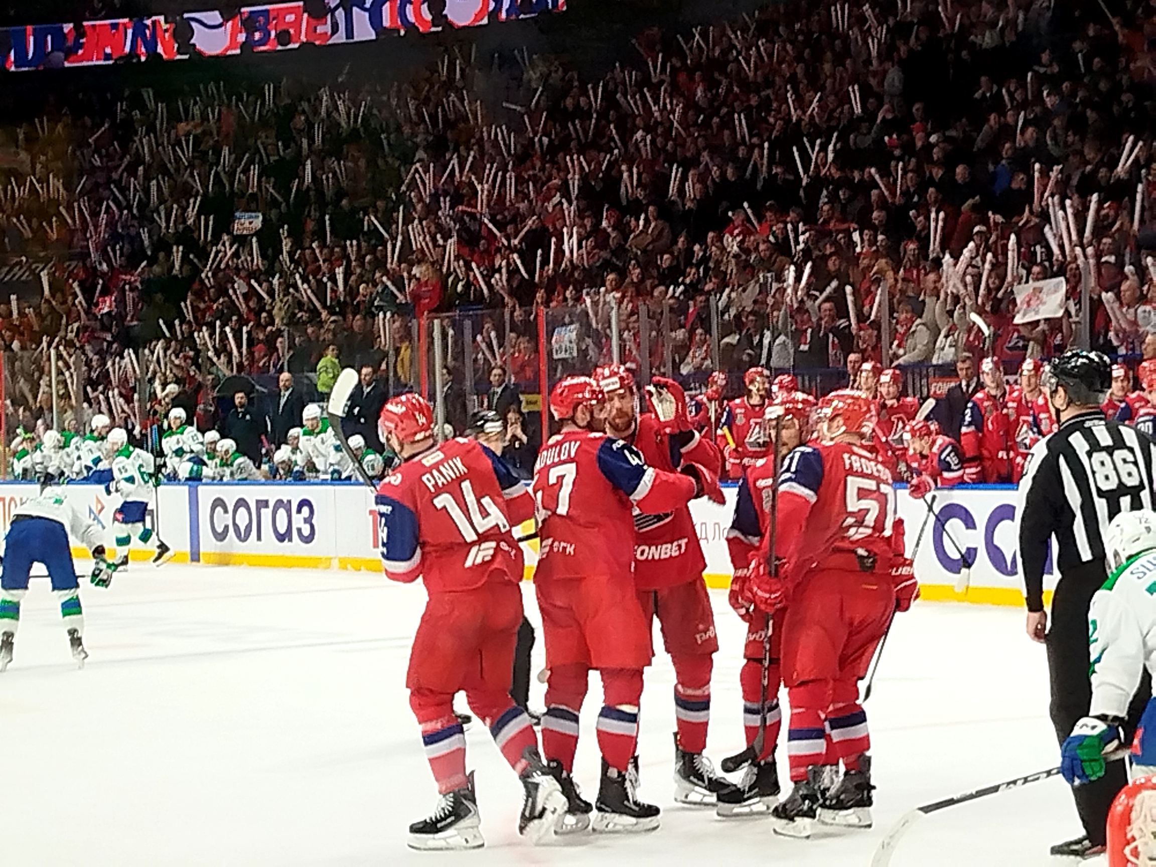 Ярославский «Локомотив» обыграл «Салават Юлаев» во втором матче четвертьфинала
