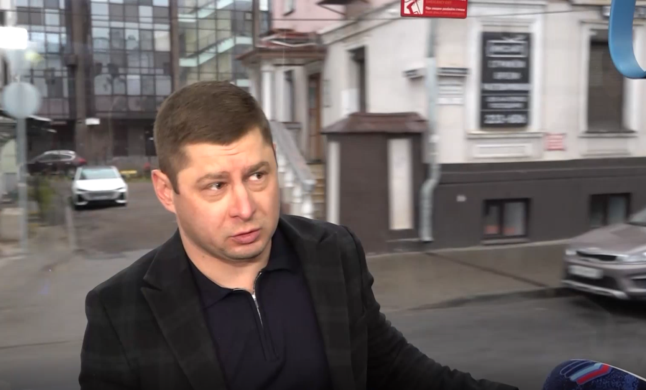 Денис Пырлог отправился ремонтировать и строить дороги в новые регионы России