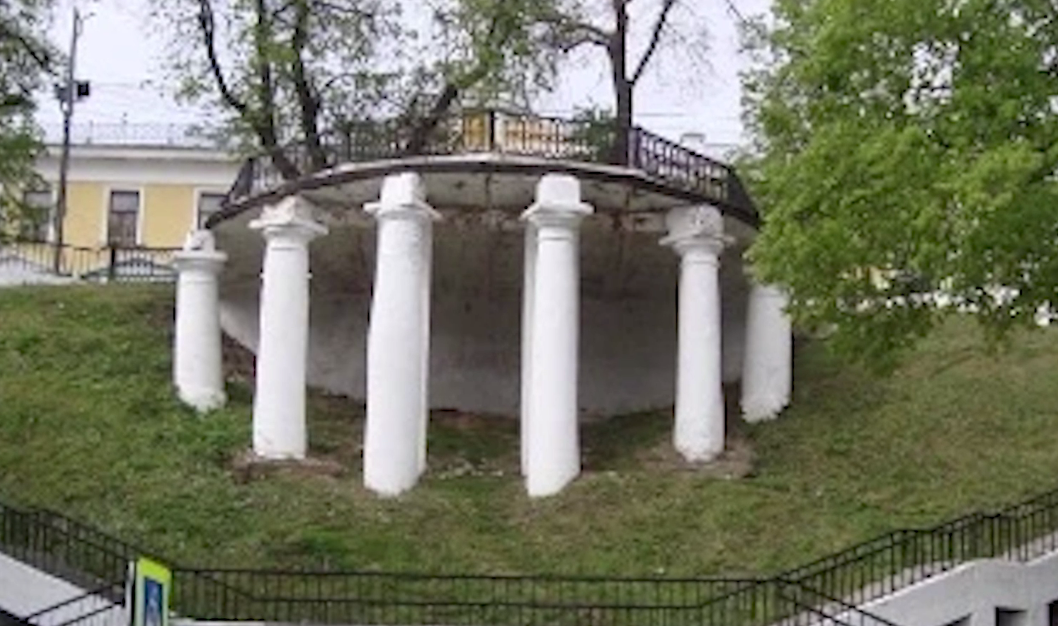 В Ярославле не нашли подрядчика для реставрации смотровой площадки на Волжской набережной