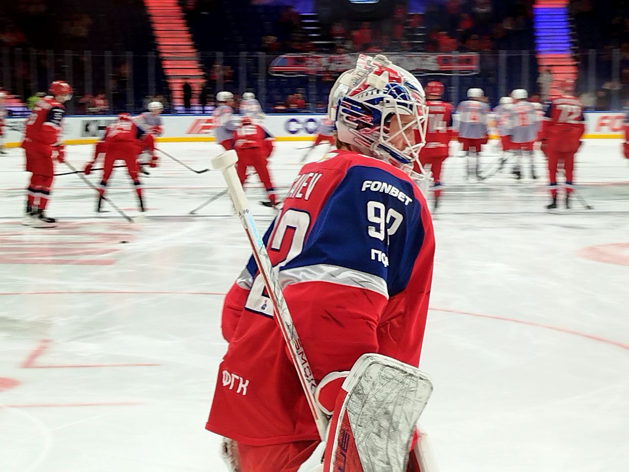 Голкипер Даниил Исаев продлил контракт с «Локомотивом» на два года