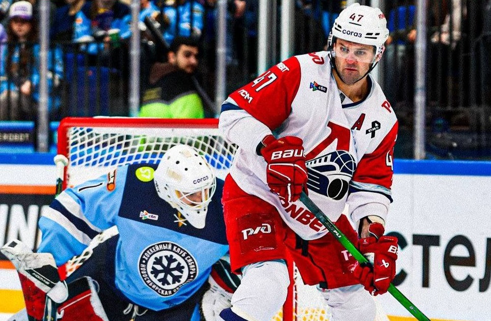 Ярославский «Локомотив» в овертайме одолел новосибирскую команду