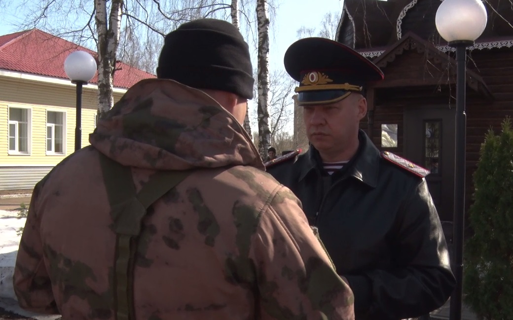 В честь 10-летия Росгвардии в Ярославле поздравили личный состав и вручили награды