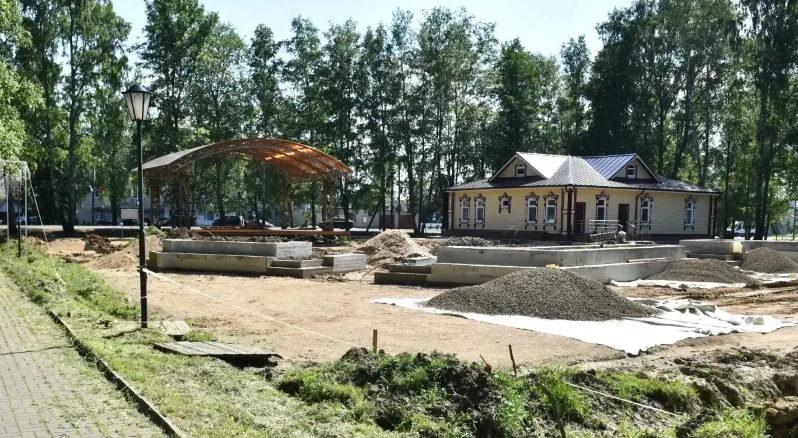В Новом Некоузе продолжается благоустройство городского парка