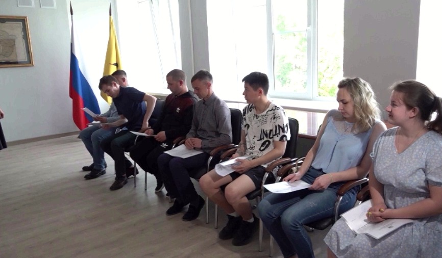 387 миллионов рублей направят на покупку квартир детям-сиротам в Ярославской области